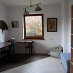 בית נופש Bright 4 Bedroom House With Living And Work Place *