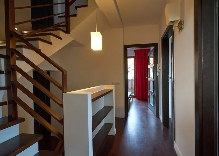 Bright 4 Bedroom House With Living And Work Place * Warschau