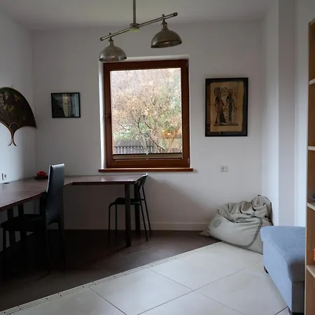 Prázdninový dům Bright 4 Bedroom House With Living And Work Place *